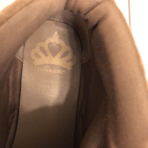 ❤️Closet Closing sale❤️LIKE NEW IN BOX FERGALICIOUS BOOTS - Picture 6 of 9